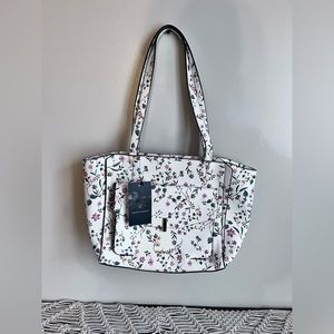 Womans Nine West Budding Blossom Hand Bag
